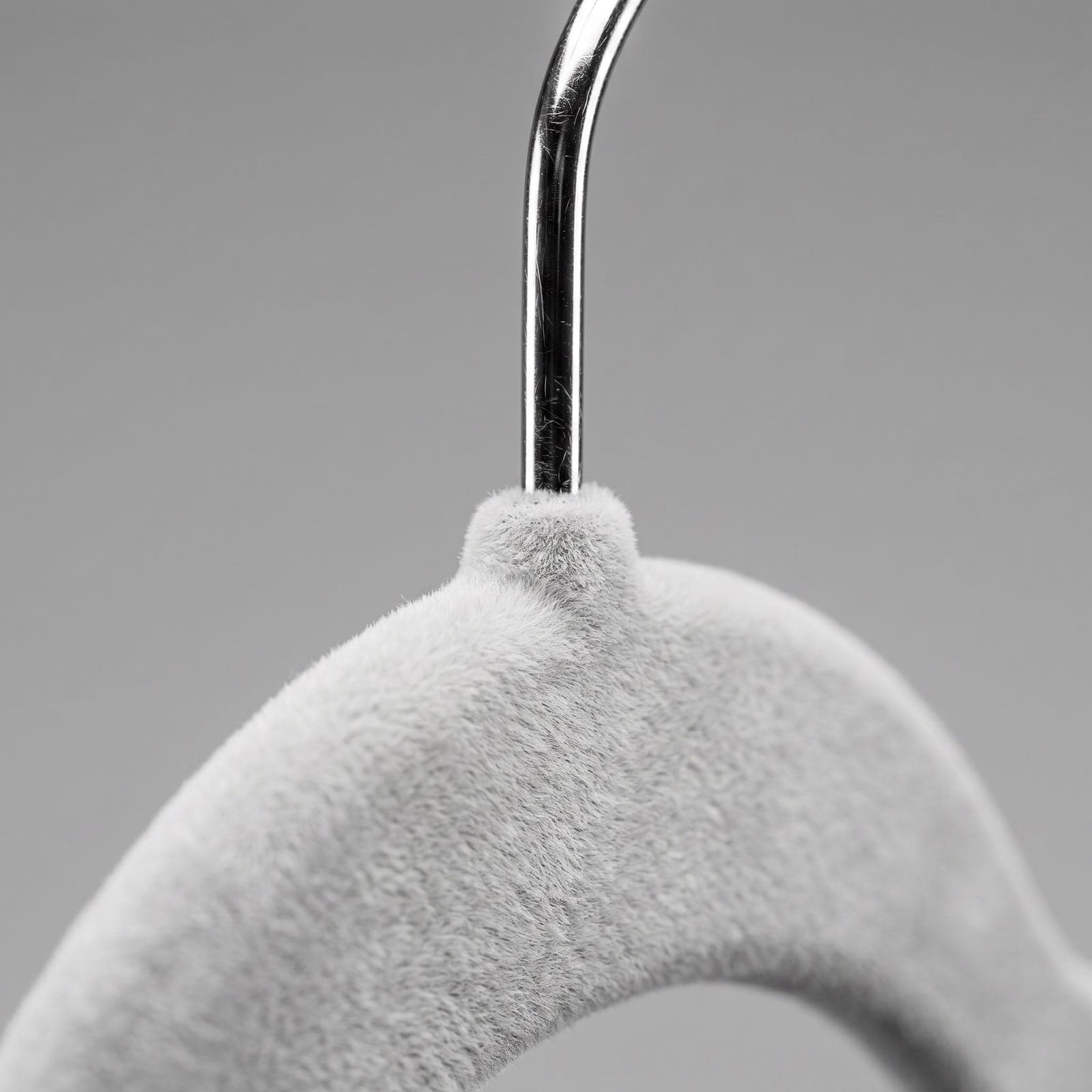 Velvet Hanger — angle 4